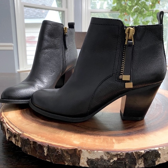 Franco Sarto Shoes - Like New! Franco Sarto Leather Black Bootie Boot 8.5